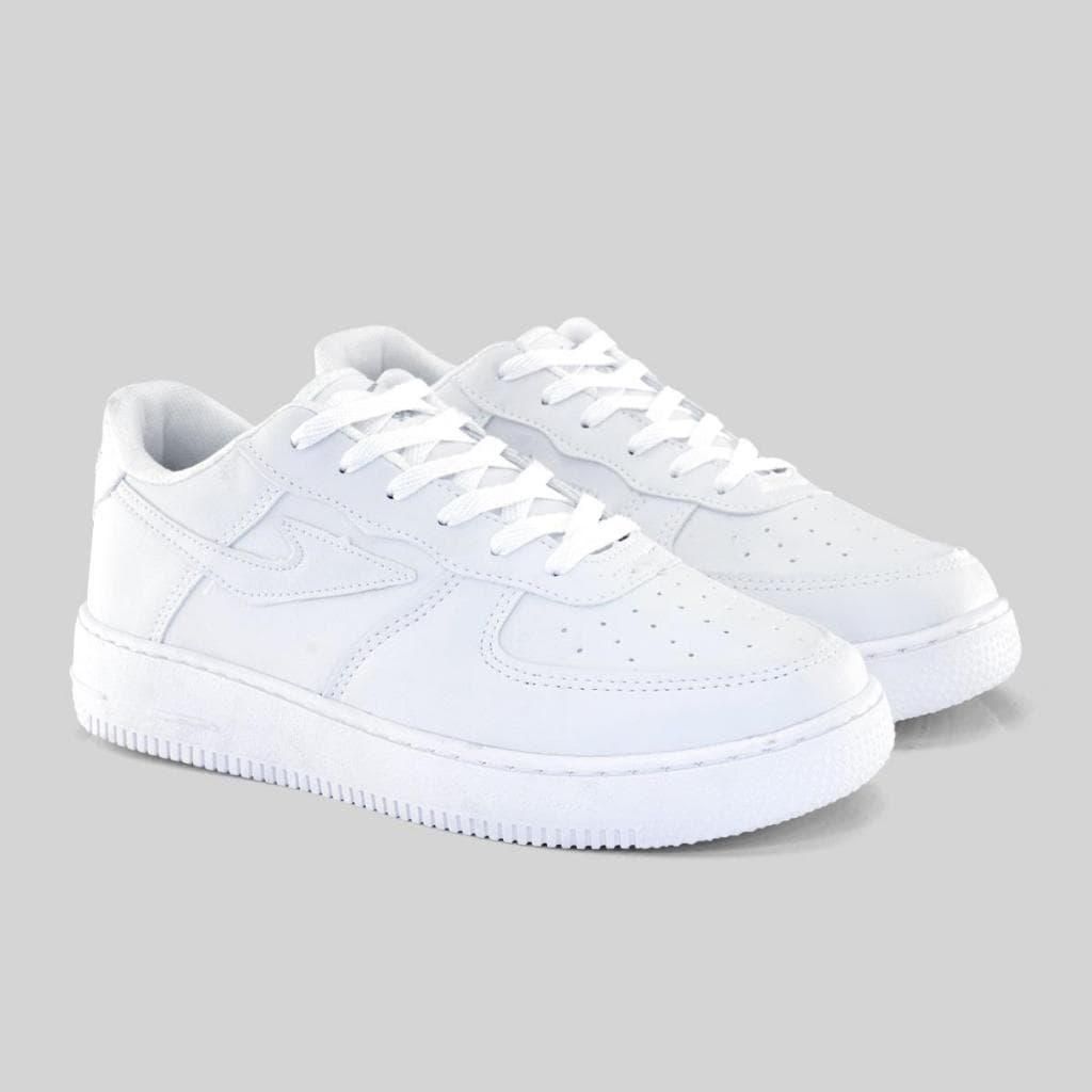 NEW NOVO TENIS INCRIVEL MODELO PARA REVEILLON TODO BRANCO LINDO DIRETO DA FABRICA PROMOCAO