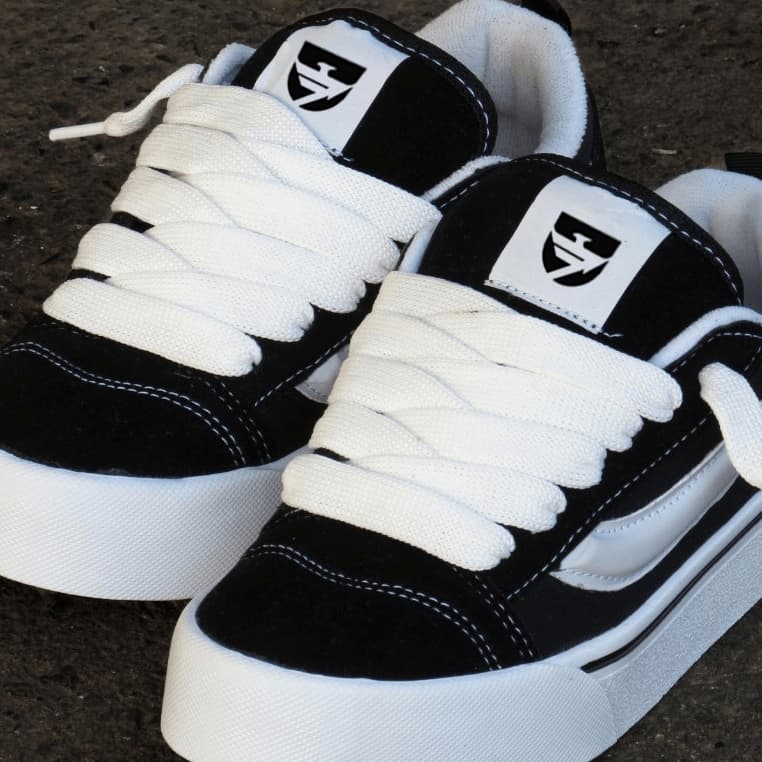tenis marts kn feminino e masculino skate preto branco casual